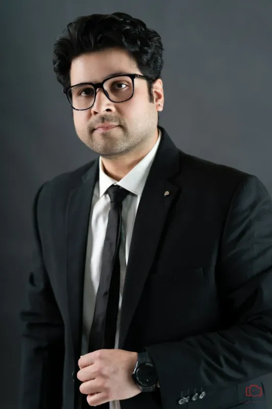 Headshots photo by Wellington Headshots